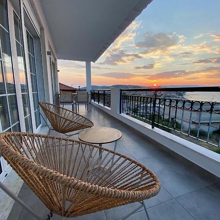 Villa Eleni Greece - Wonderful Sea View Studios Nea Roda Extérieur photo
