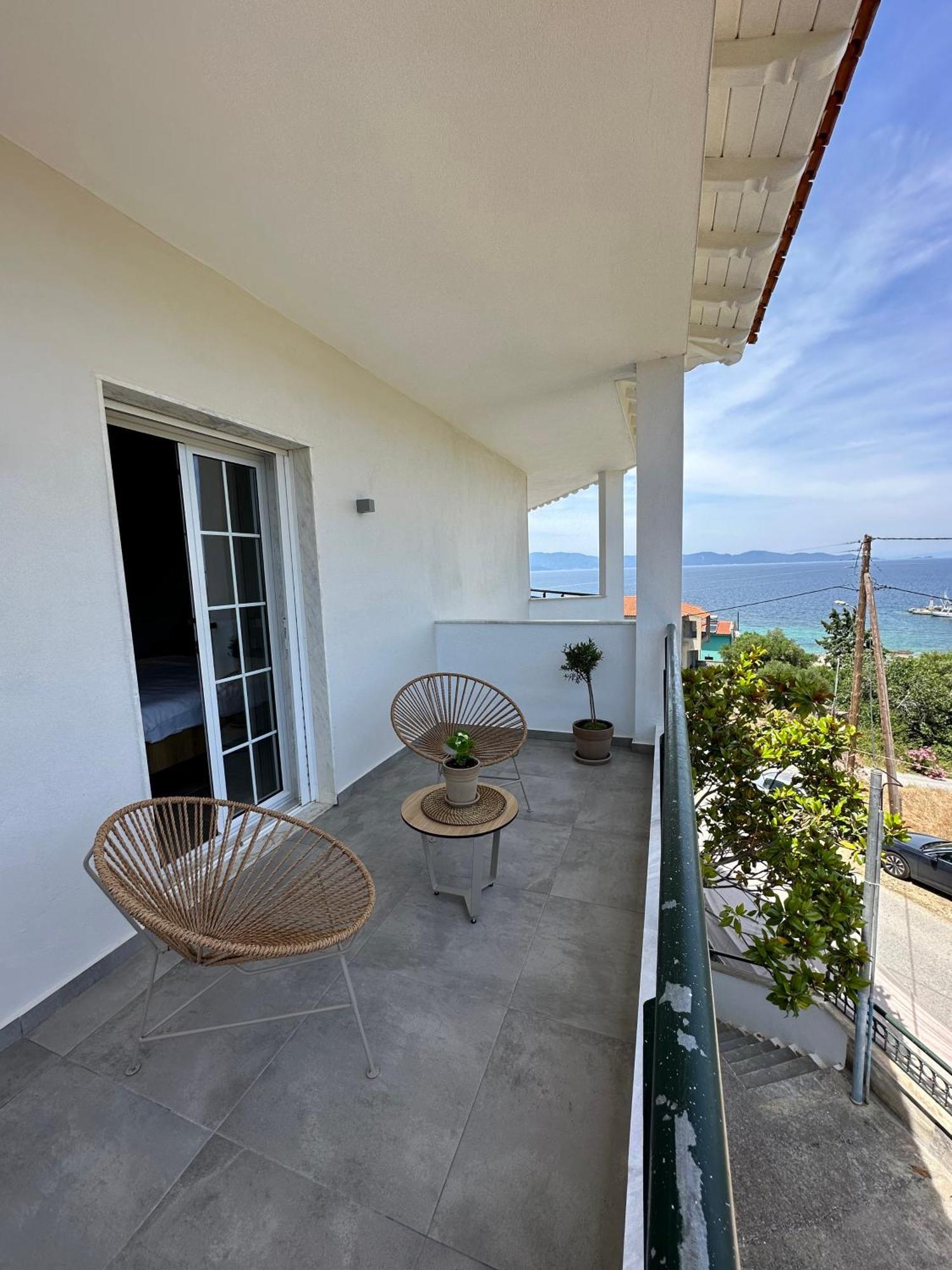 Villa Eleni Greece - Wonderful Sea View Studios Nea Roda Extérieur photo